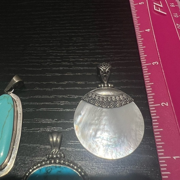 3 Sterling Silver Stone Pendants - Picture 5 of 9